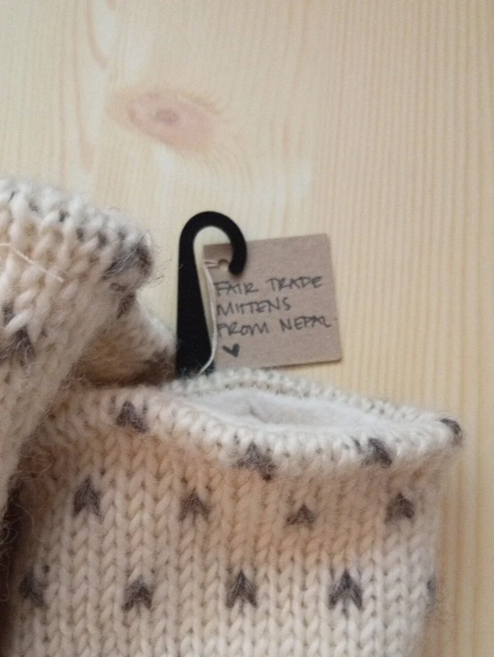 100% Wool Cream Knit Fingerless Mittens Fleece Lined Made In Nepal